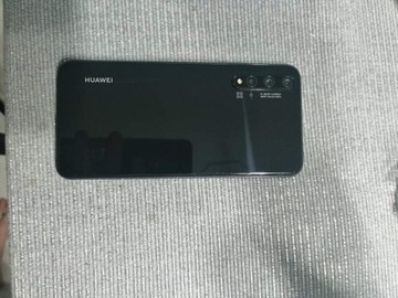 Smartfon huawei nova 5t (zbita szybka) 