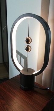 HENG Balance Lamp Ellipse USB-C LED Czarno szara