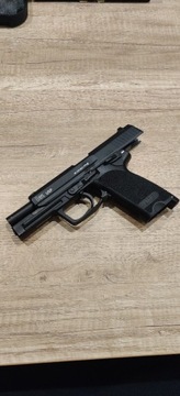 Wiatrówka Heckler&Koch USP blowback 4,5 mm BB CO2