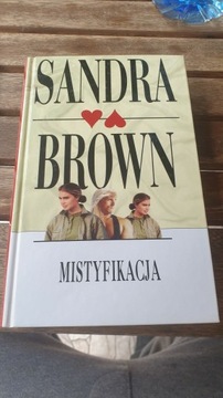 Sandra Brown mistyfikacja