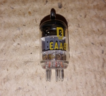Lampa elektronowa EAA91 (6AL5, 6B32, 6X2P). NOS.