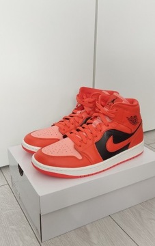 Jordan 1 MID Orange Black 42.5