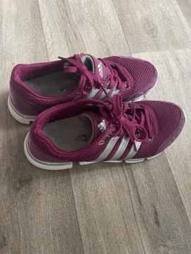 Sprzedam damskie buty Adidas 