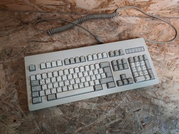 RETRO KLAWIATURA CHERRY G81-3000LAD 