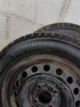 Sprzedam opony 185/65r15 zimowe 4 szt felgami 