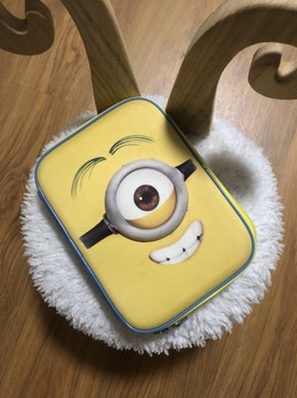 Etui futerał 24x17 Minionki, iPad tablet, przybory