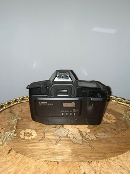 Canon EOS 650 quartz date back E