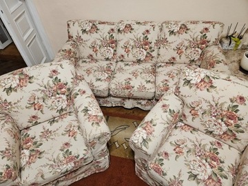 Sofa i 2 fotele ze wzorem kwiatowym 
