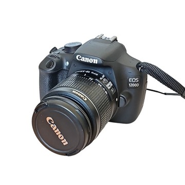 Aparat Canon EOS 1200D +obiektyw 18-55+futerał