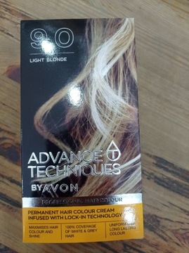 Avon farba do włosów Advance Tech. 9.0 Light Blonde 