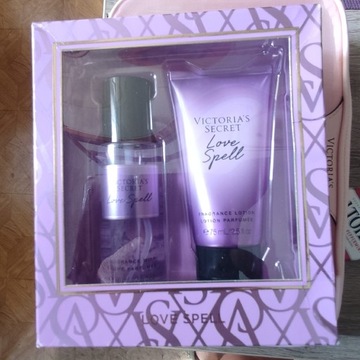 Urlop Victoria's Secret spell on  75 ml prezent 