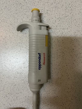 Pipeta eppendorf 20 do laboratorium