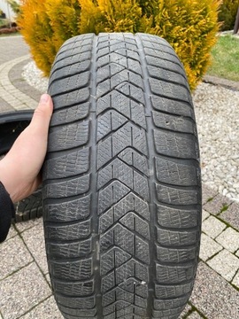 Opona pirelli sotozero 3 225/40/19