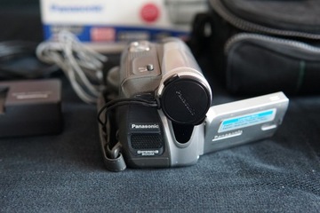 Kamera Mini DV NV-GS17 duży zestaw z kasetami 