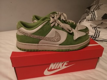 nike dunk safari swoosh