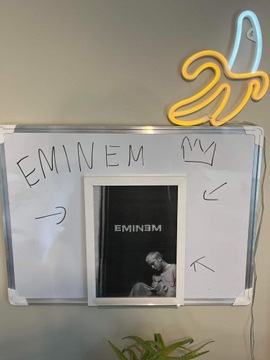 Obrazek w ramce Eminema z diamentowym napisem