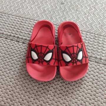 Sandałki klapki dla chłopca Spider Man r. 23