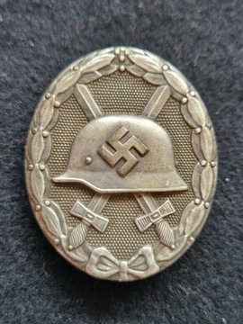 Niemiecki odznaczenie srebrny za rany sygn. 30