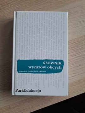 Słownik wyrazów obcych Tytuła Okarmus