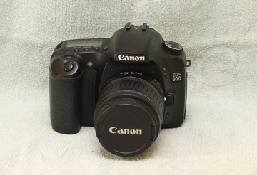 Canon 30D plus obiektyw EFS 18-55mm