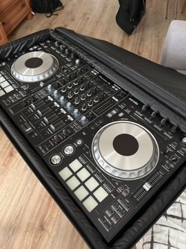 Pioneer DDJ-SZ2 kontroler DJ