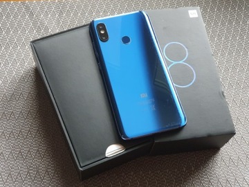 Xiaomi Mi 8 6/128GB 2 SIM AMOLED