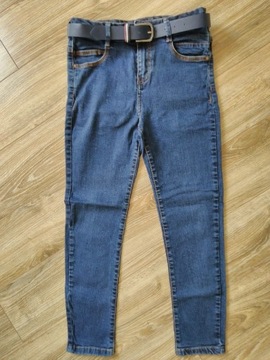 Reserved Spodnie jeans chłopięce r. 152