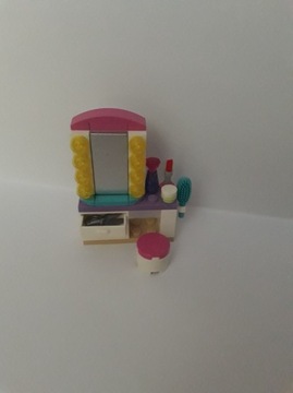 Mały zestaw lego- toaletka