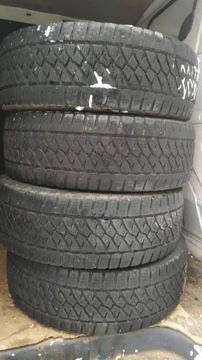 Bridgestone Blizzak 235/65/16 c 4szt