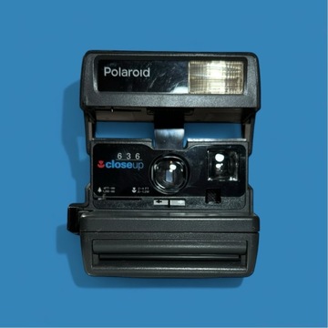 Polaroid 600 CloseUp 636 Refurbished aparat Natychmiastowy Odnowiony (2)