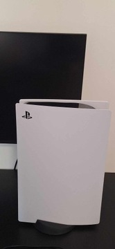 PlayStation 5 z Napędem + Pad-Stan Idealny