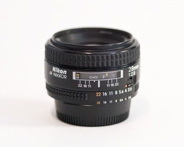 Nikkor AF 28 mm f 2.8 D Nikon