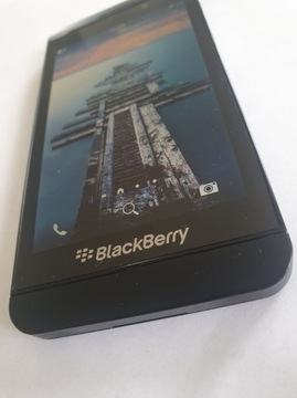 Śliczny kompakt BlackBerry Z10 -2/16 LTE stan BDB+