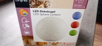 Lampa w kształcie kuli