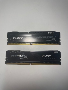 Dwie kości pamięci RAM HyperX 8GB 2666MHz CL16 