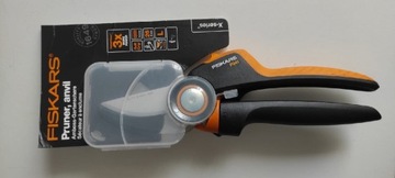 Sekator Fiskars P941