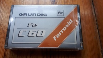 Kaseta magnetofon Grundig ferroxid c-60 1981 folia