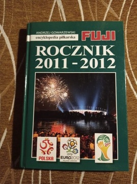 Encyklopedia piłkarska fuji - rocznik 2011-12
