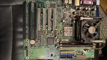 Dfi itox g620 s478+isa+ sound blaster 