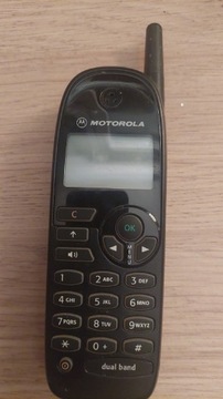 Zabytkowy telefon komórkowy Motorola M3288