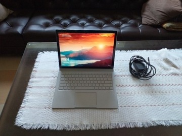 Surface Book 13,5 " Intel Core i7 8 GB/240