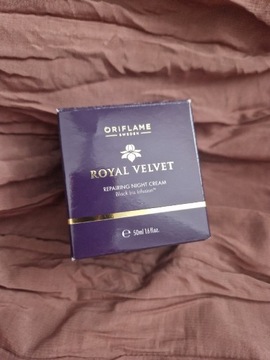 Oriflame Royal Velvet krem na noc 50 ml