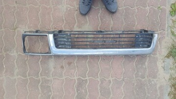 Grill Toyota 4-Runner rok 1990