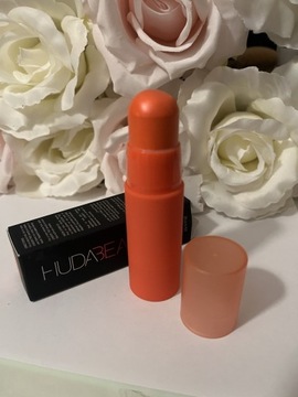 Huda Beauty Chicky Tink Coral Cutie