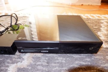 Konsola Microsoft Xbox One 1540 + zasilacz