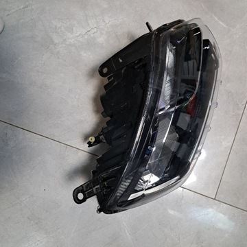 Reflektor Dacia Duster Led Prawy 260101133R