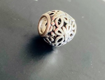 PANDORA charms motyle