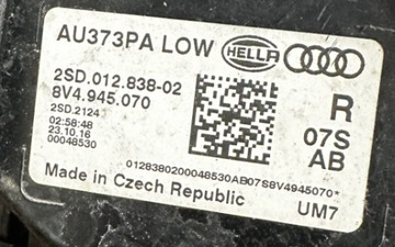 AUDI A3 8V LAMPA PRAWY TYŁ W BŁOTNIK 8V4945070