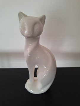Kot z białej ceramiki,  figurka ozdobna 
