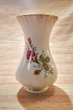 Porcelana Chodzież wazon w róże 12,5cm vintage 49